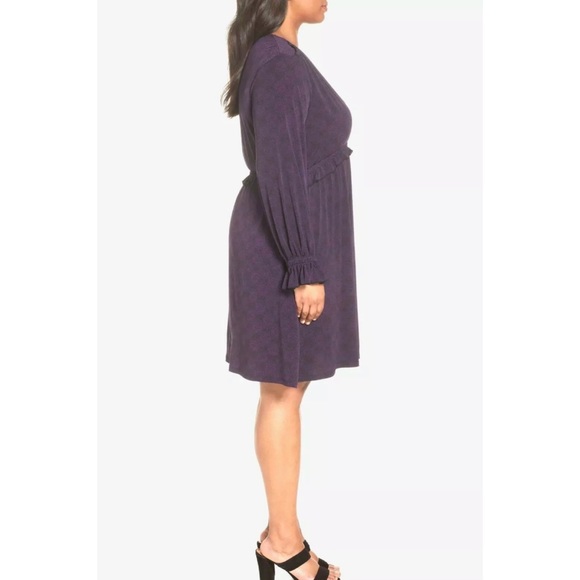 NWT MICHAEL KORS $140 Long Sleeve V-Neck Dress - Picture 2 of 7